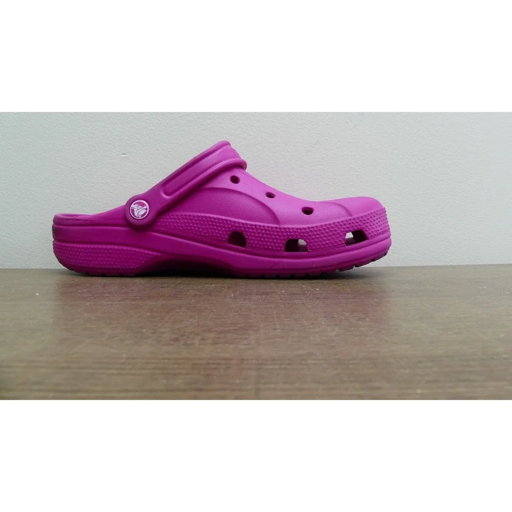 CROCS choice clog seasons